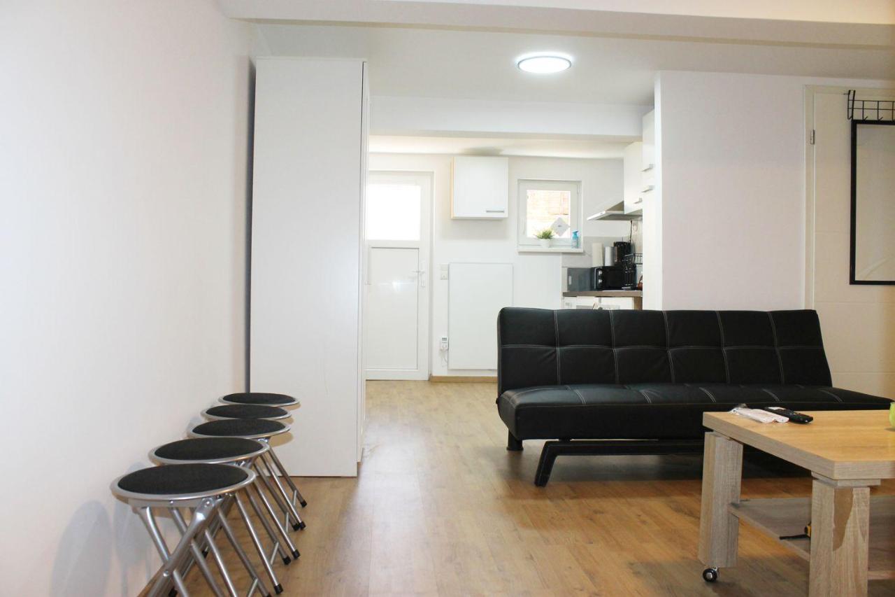 Ruhig Gelegenes Apartment Vaihingen an der Enz Buitenkant foto